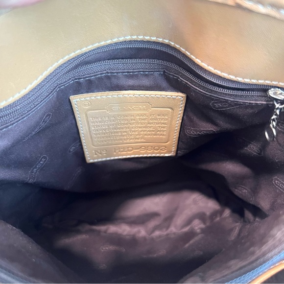 COACH TAN LEATHER BUCKET BAG WITH SILVER HARDWARE - Picture 14 of 15